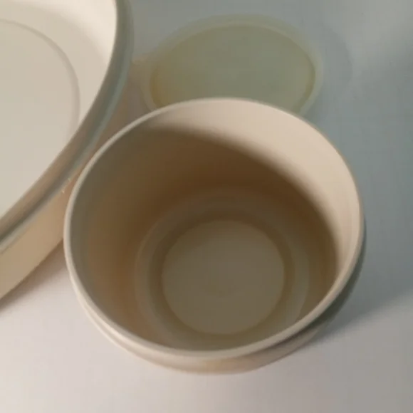 Vtg Tupperware Serving Dish with Cover and 6 Compartments plus Dip Bowl with Lid - Picture 9 of 12